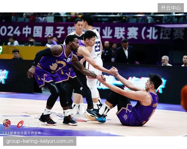 CBA南京前场结构稳定推进,整体攻势越打越顺